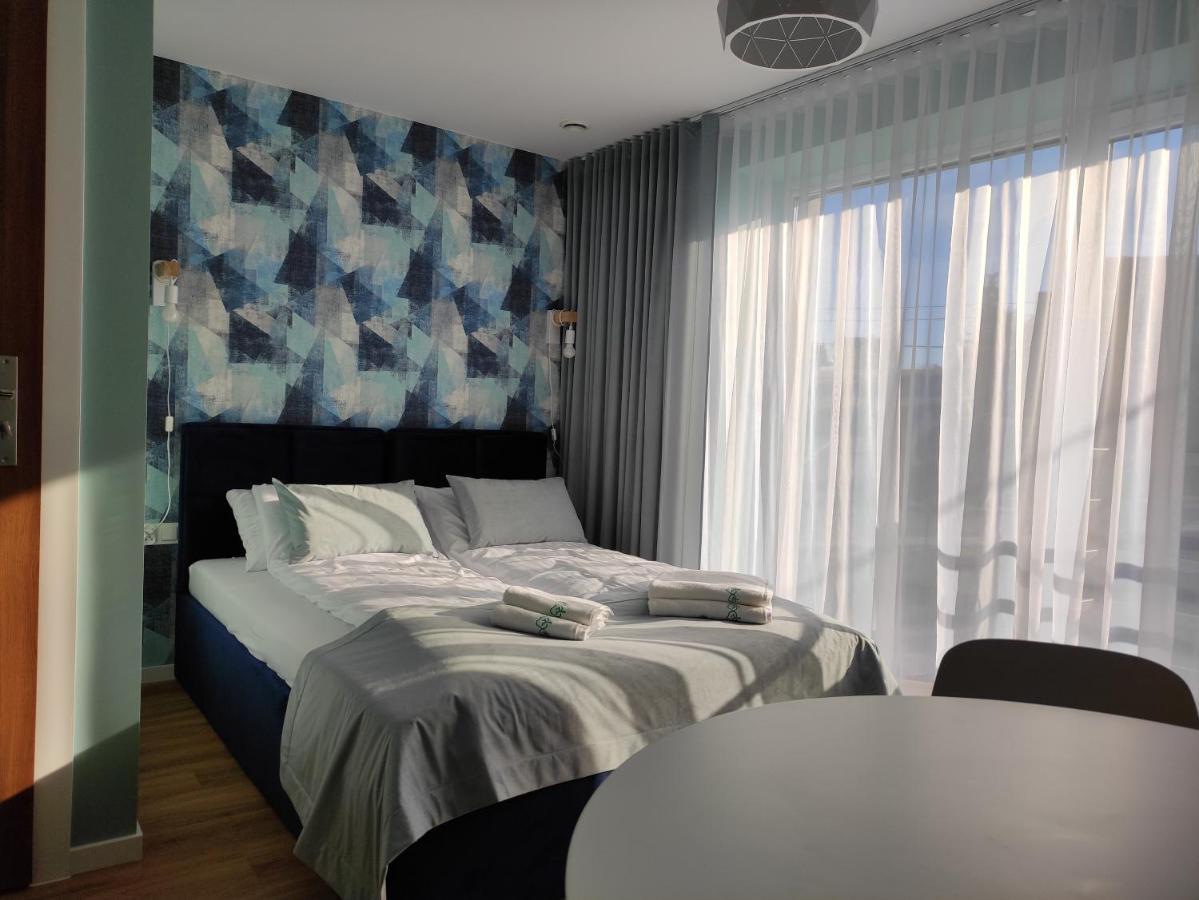 Trzy Male Drzewka Apartment Wielka Wies  ภายนอก รูปภาพ